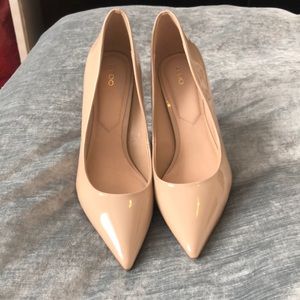 ALDO nude patent heels sz 11